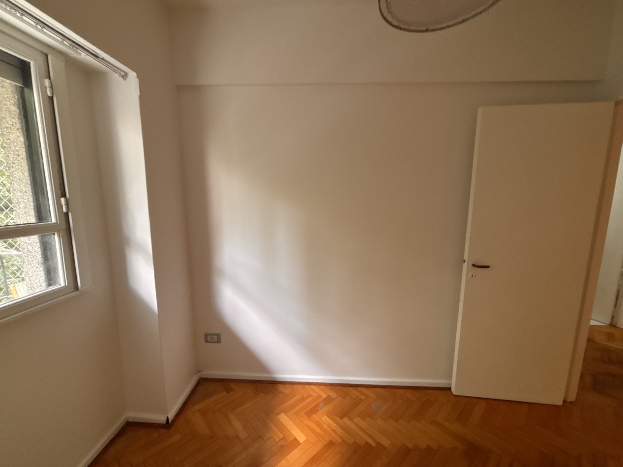 Amplio 4 ambientes + dependencia con balcon al frente - Palermo ¡Ideal para familias!