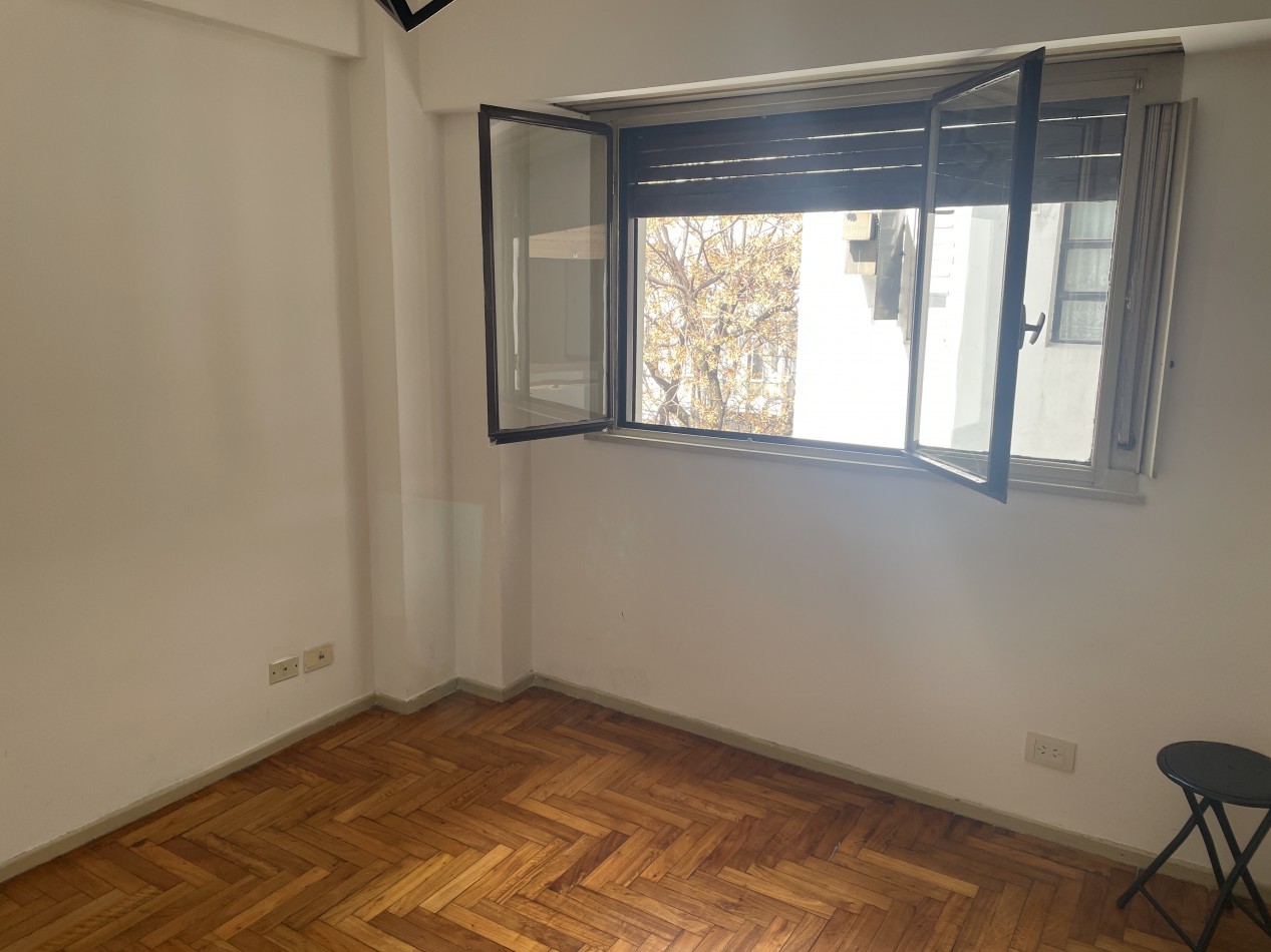 2 ambientes luminosos al lateral