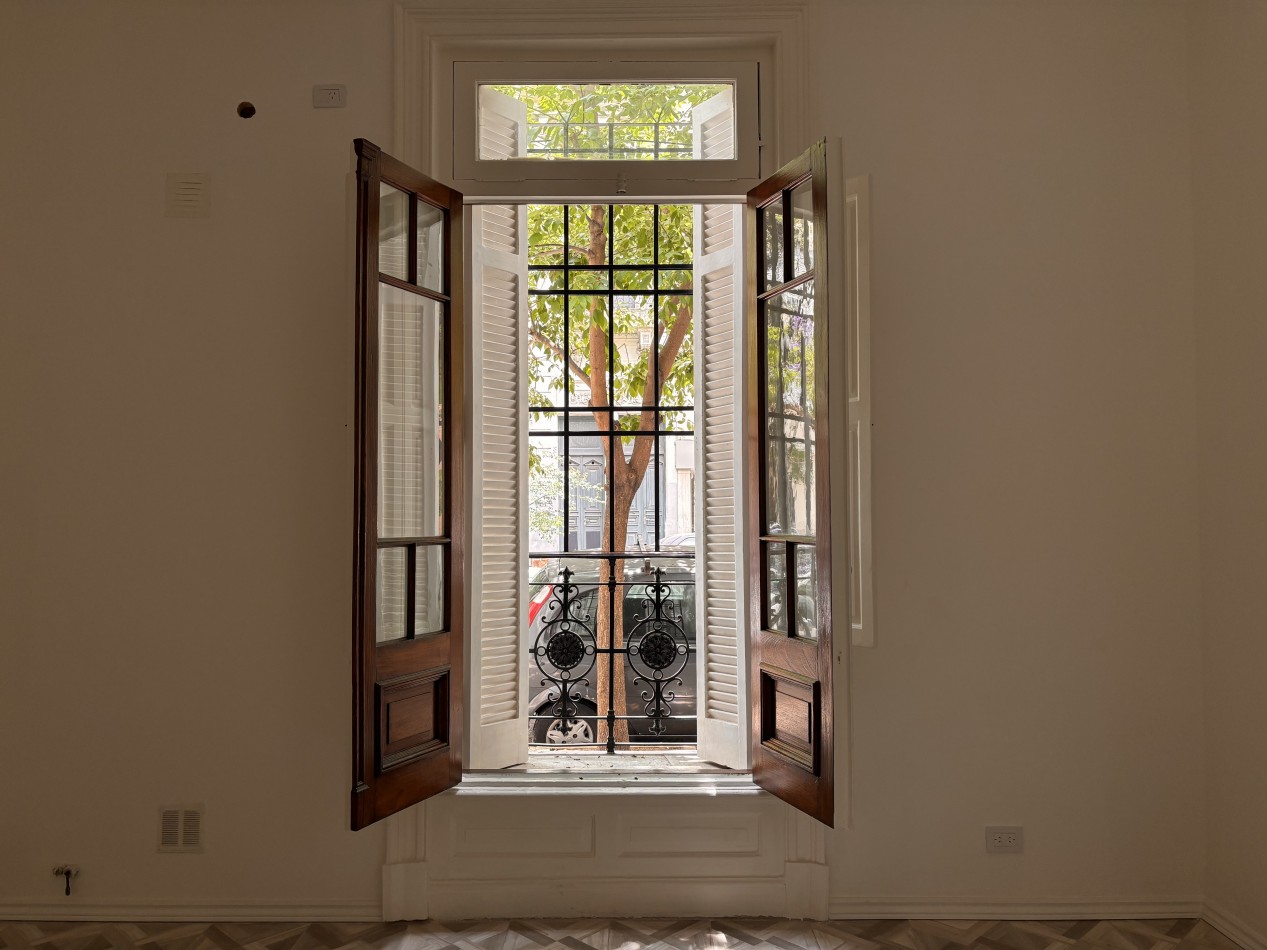 Hermosa casa totalmente reciclada 