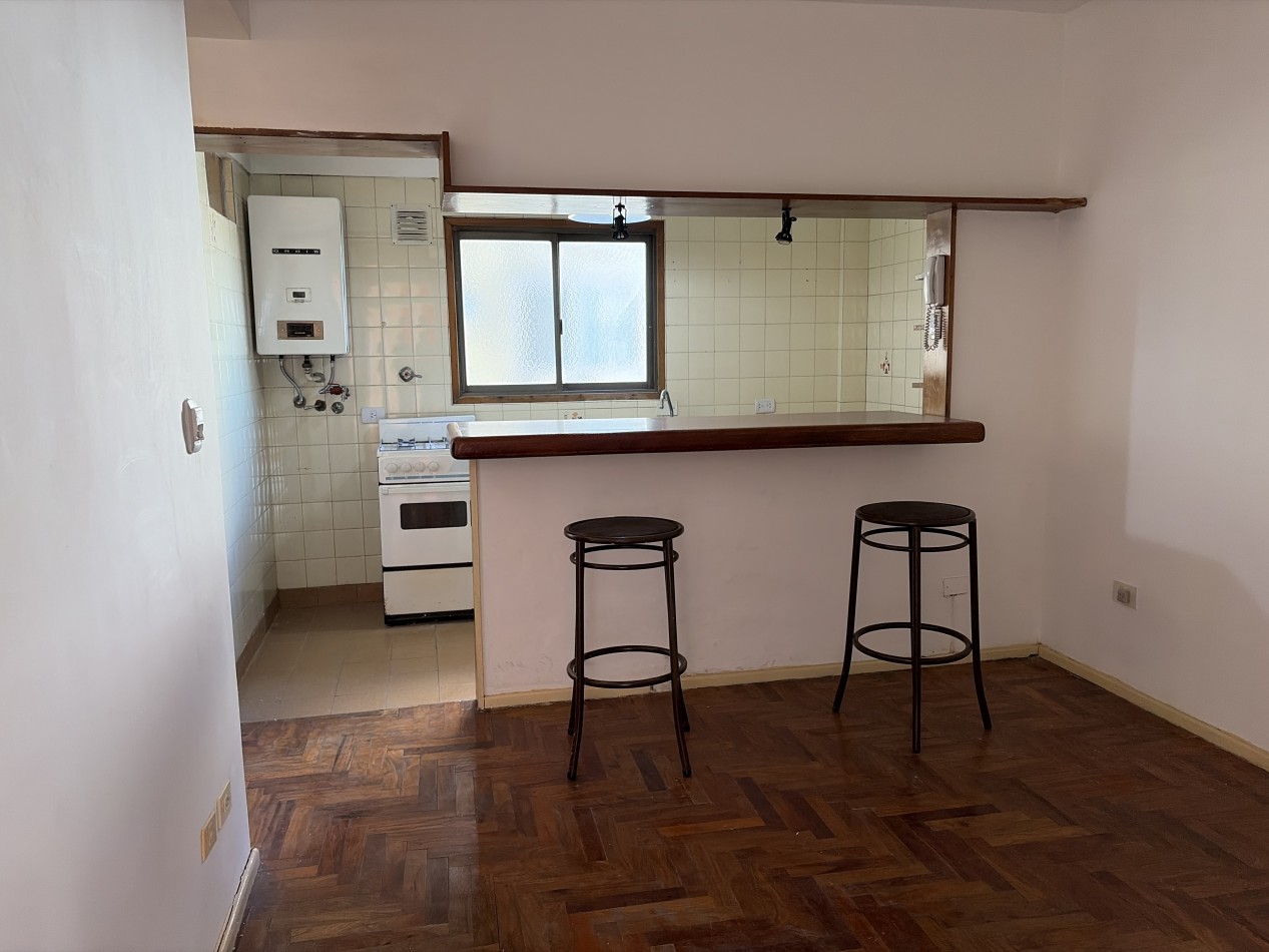 Luminoso y comodo 2 ambientes en venta 