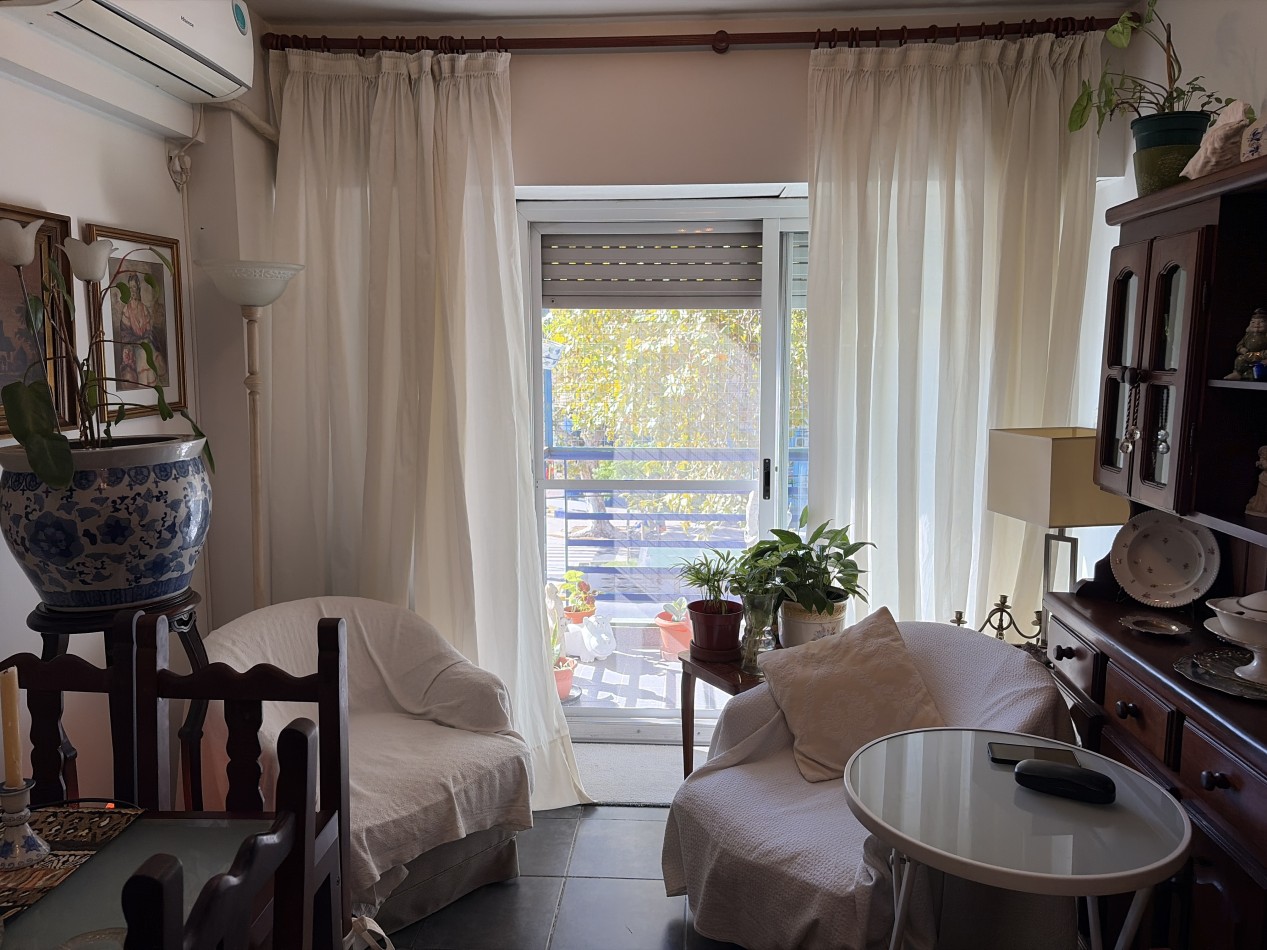 Hermoso 2 ambientes con balcon al frente 