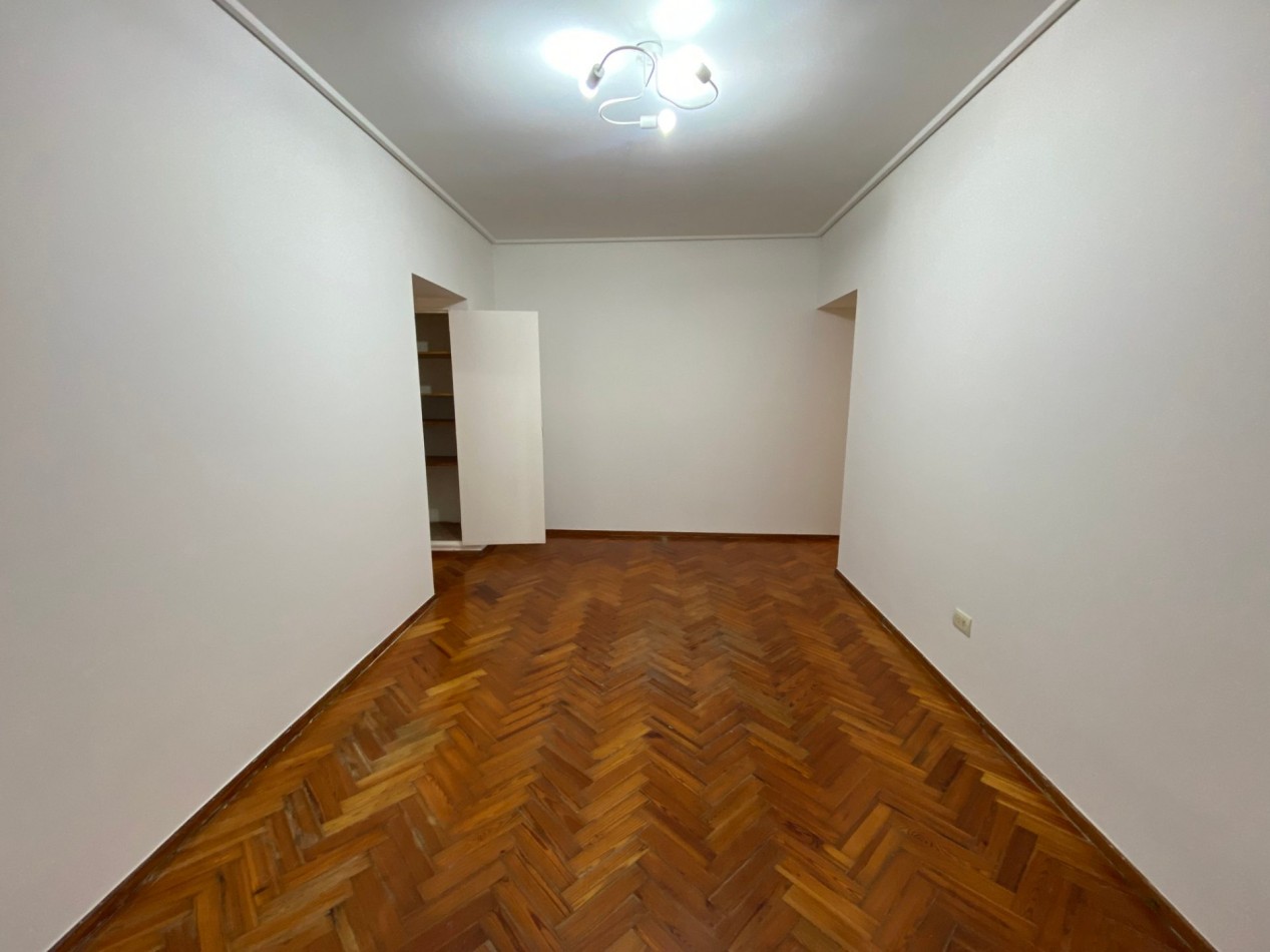 2 ambientes con patio 