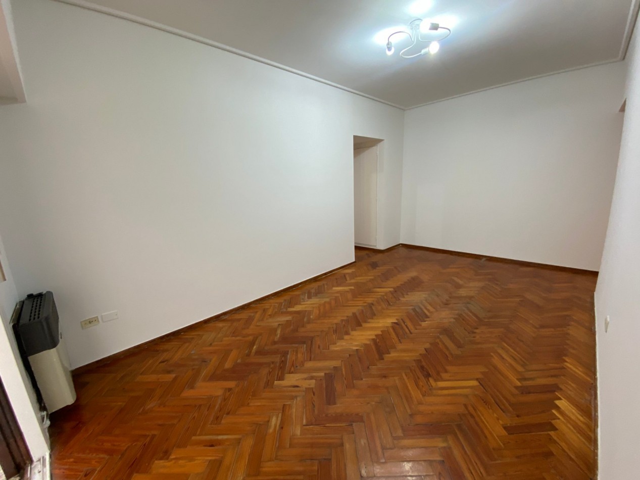 2 ambientes con patio 