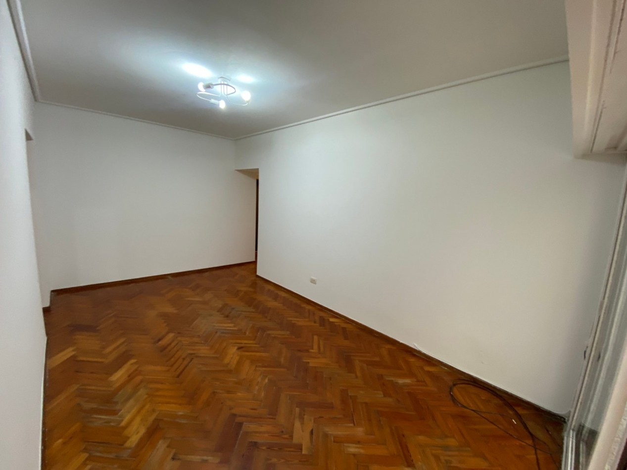 2 ambientes con patio 