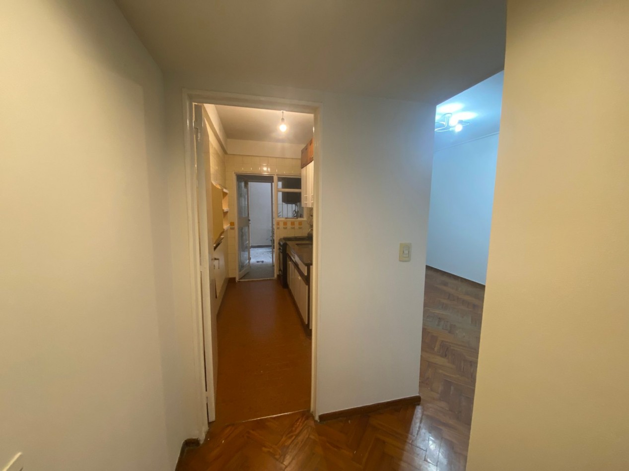 2 ambientes con patio 