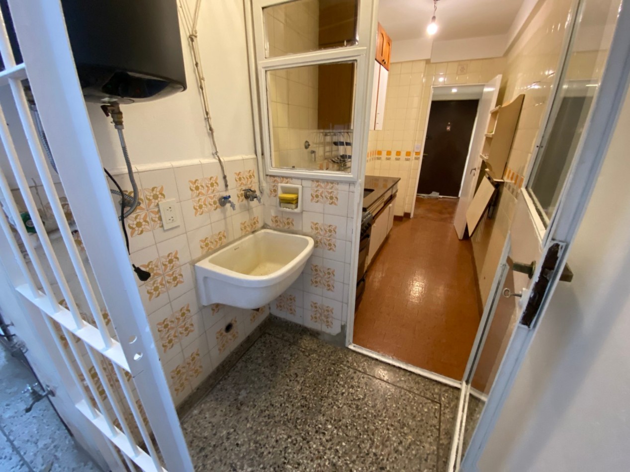 2 ambientes con patio 