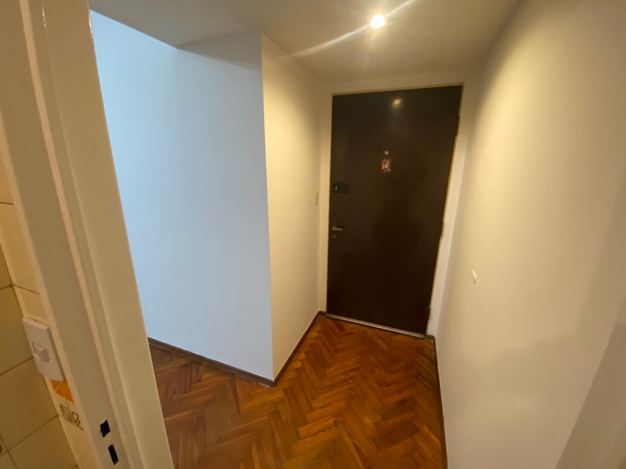 2 ambientes con patio 