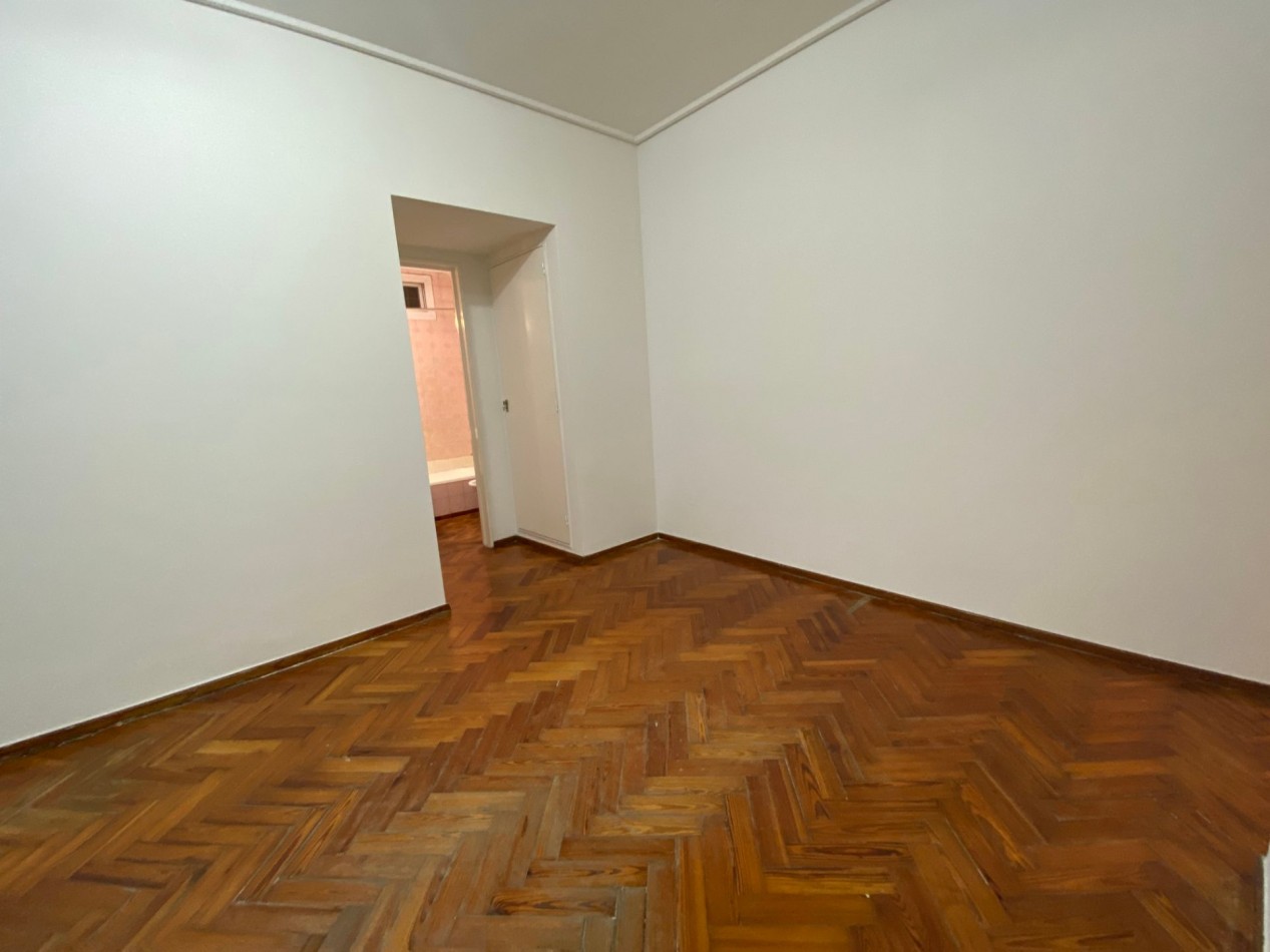 2 ambientes con patio 