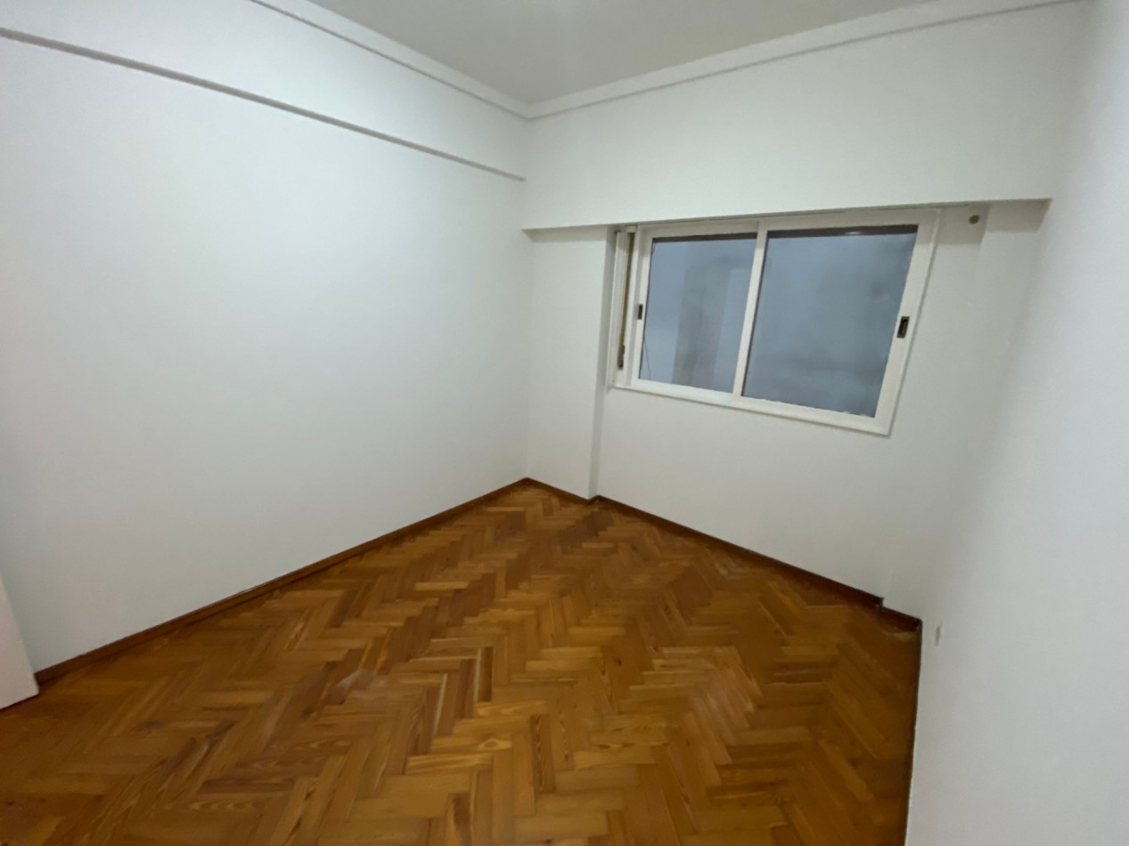 2 ambientes con patio 