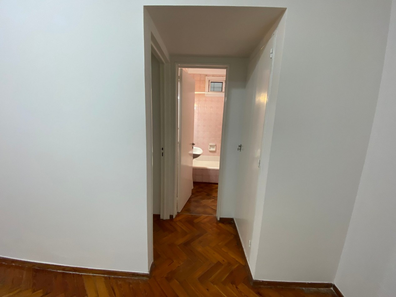 2 ambientes con patio 