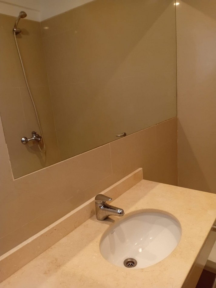 2 ambientes con balcon baño y toilette 