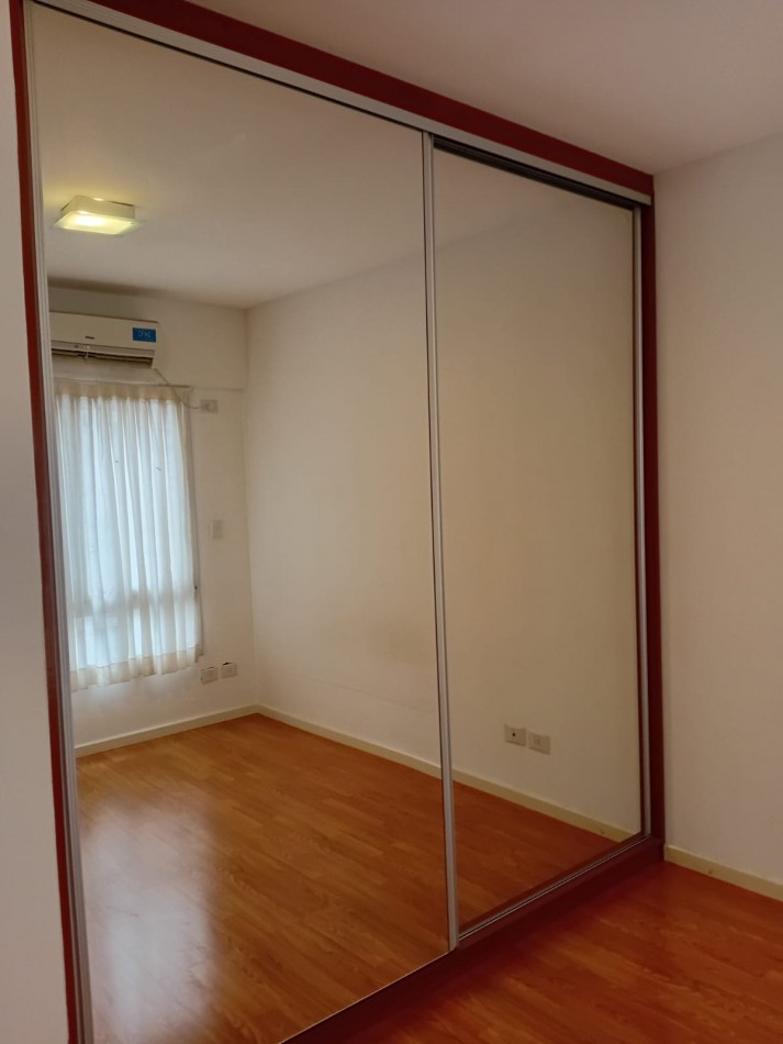 2 ambientes con balcon baño y toilette 