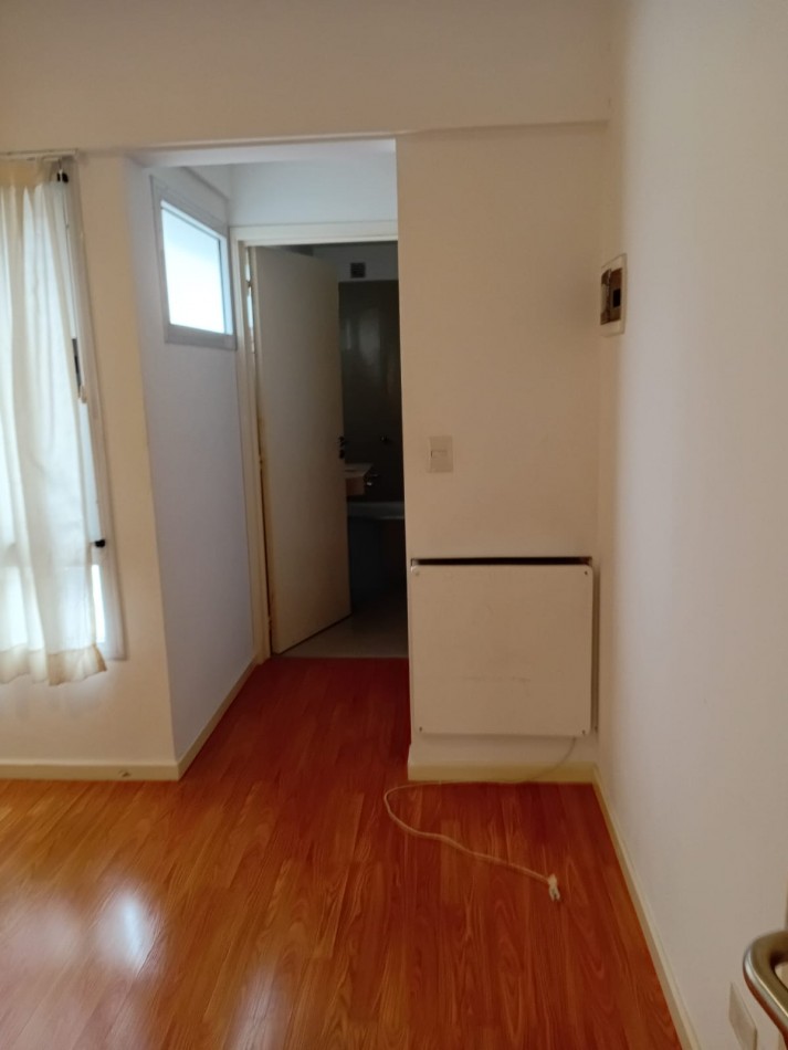 2 ambientes con balcon baño y toilette 