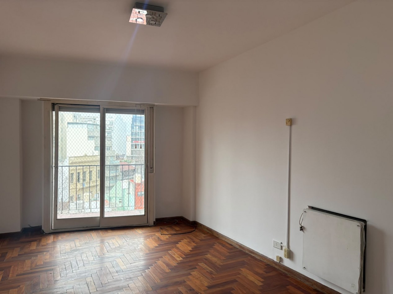 Departamento de 2 ambientes con balcon - Muy luminoso