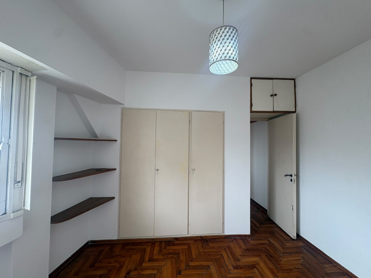 Departamento de 2 ambientes con balcon - Muy luminoso