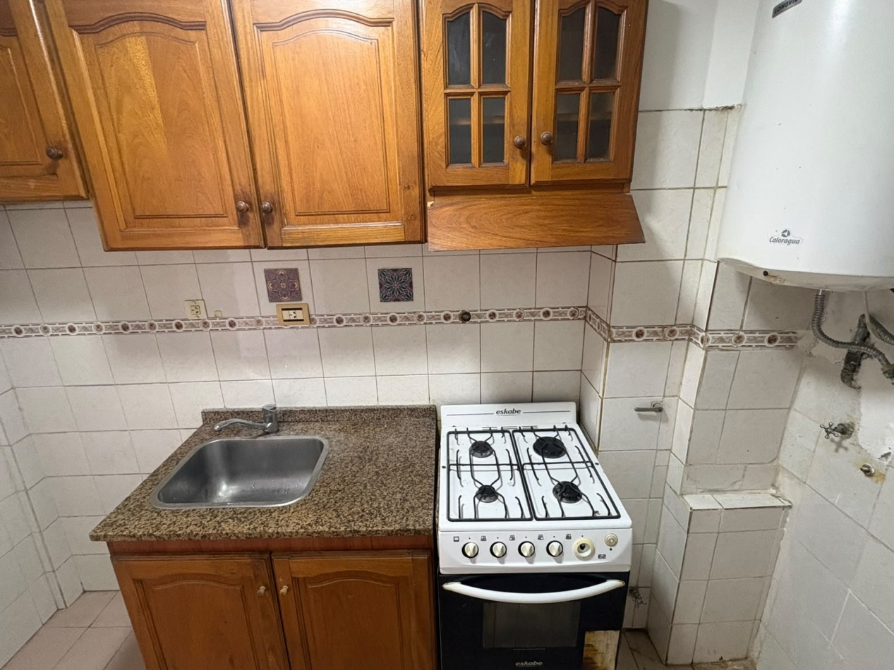 Departamento de 2 ambientes con balcon - Muy luminoso