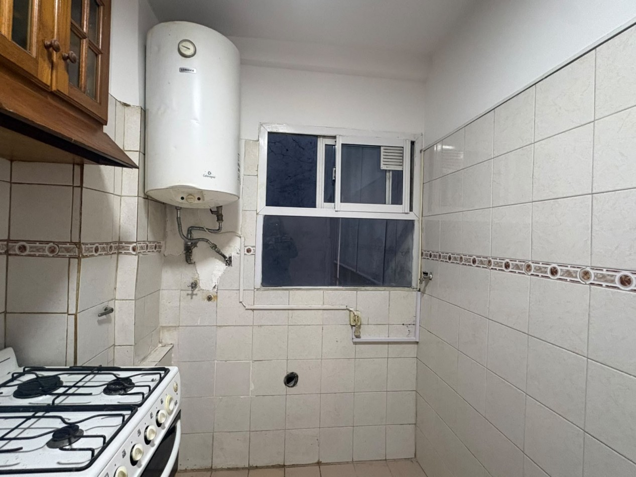 Departamento de 2 ambientes con balcon - Muy luminoso
