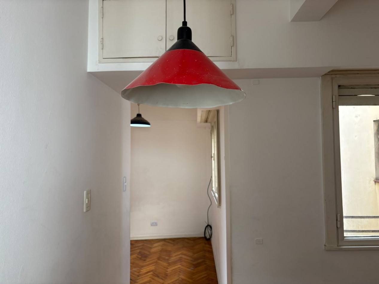 Departamento de 2 ambientes y medio 8vo Piso al contrafrente 