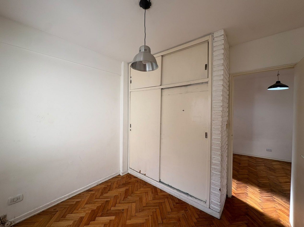 Departamento de 2 ambientes y medio 8vo Piso al contrafrente 