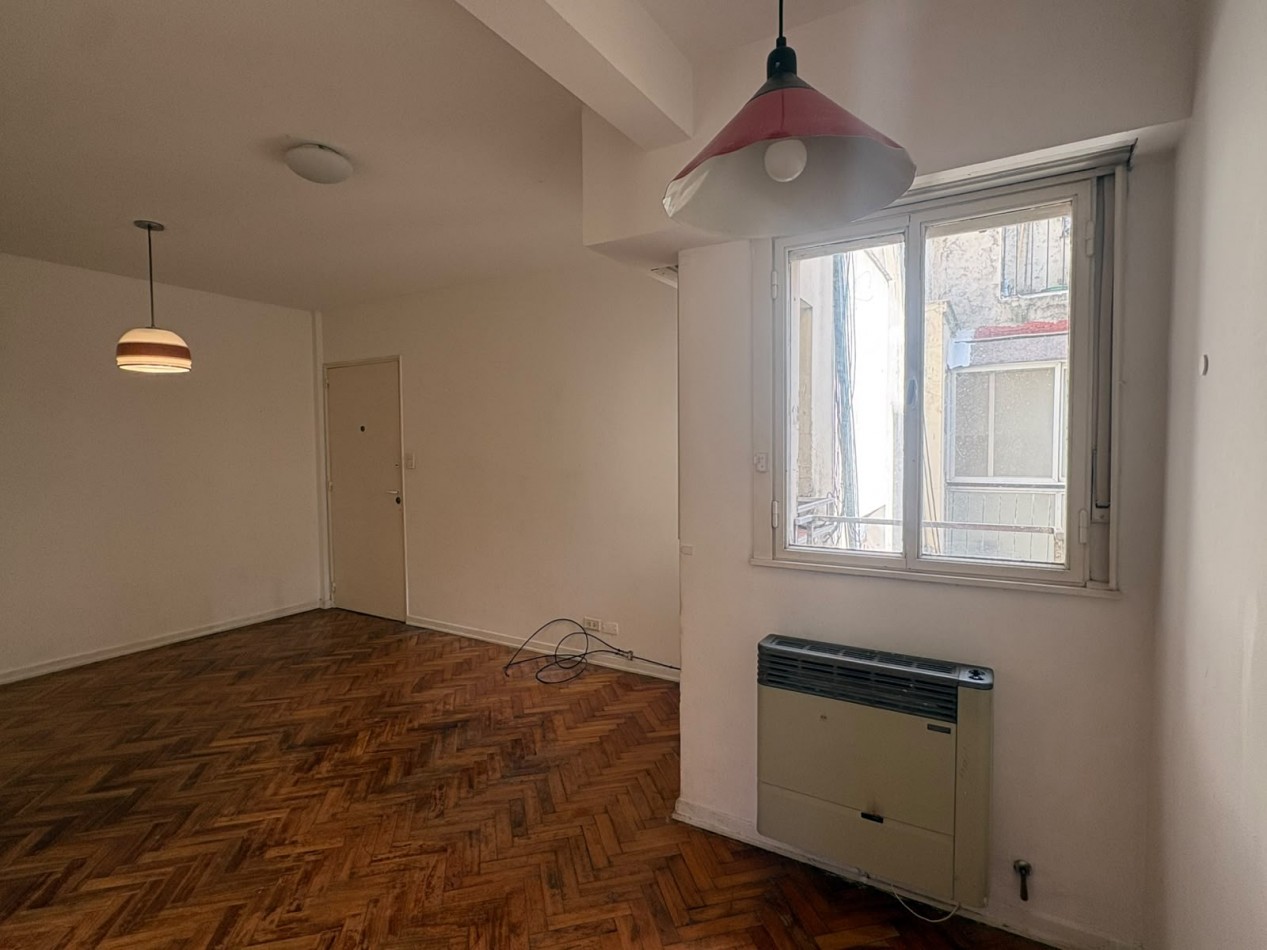 Departamento de 2 ambientes y medio 8vo Piso al contrafrente 