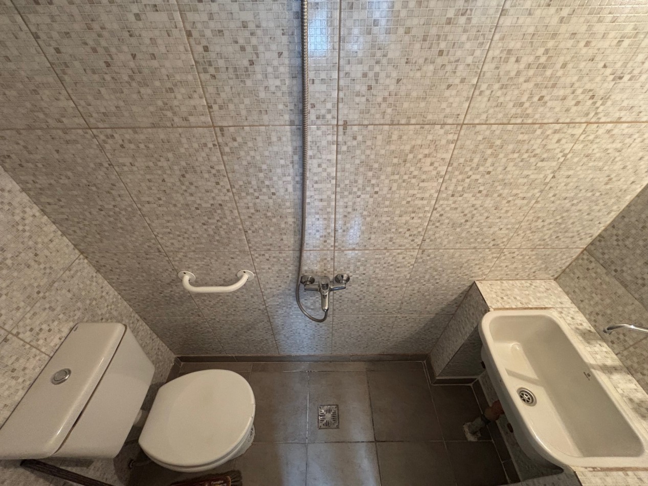 3 Ambientes + dependencia y Balcon 