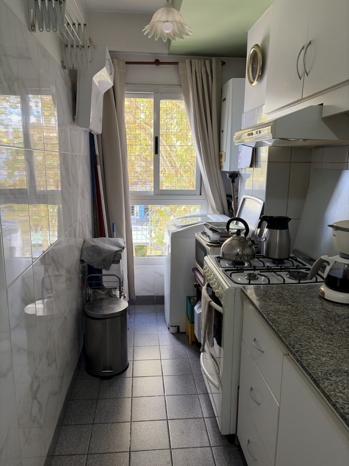 Hermoso 2 ambientes con balcon al frente 