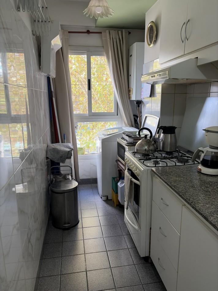 Hermoso 2 ambientes con balcon al frente 